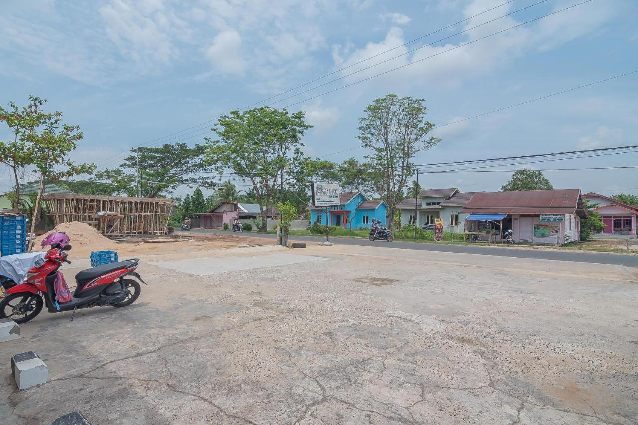 Reddoorz Syariah At Jalan Cilik Riwut Kapuas Hotel Kualakapuas ภายนอก รูปภาพ