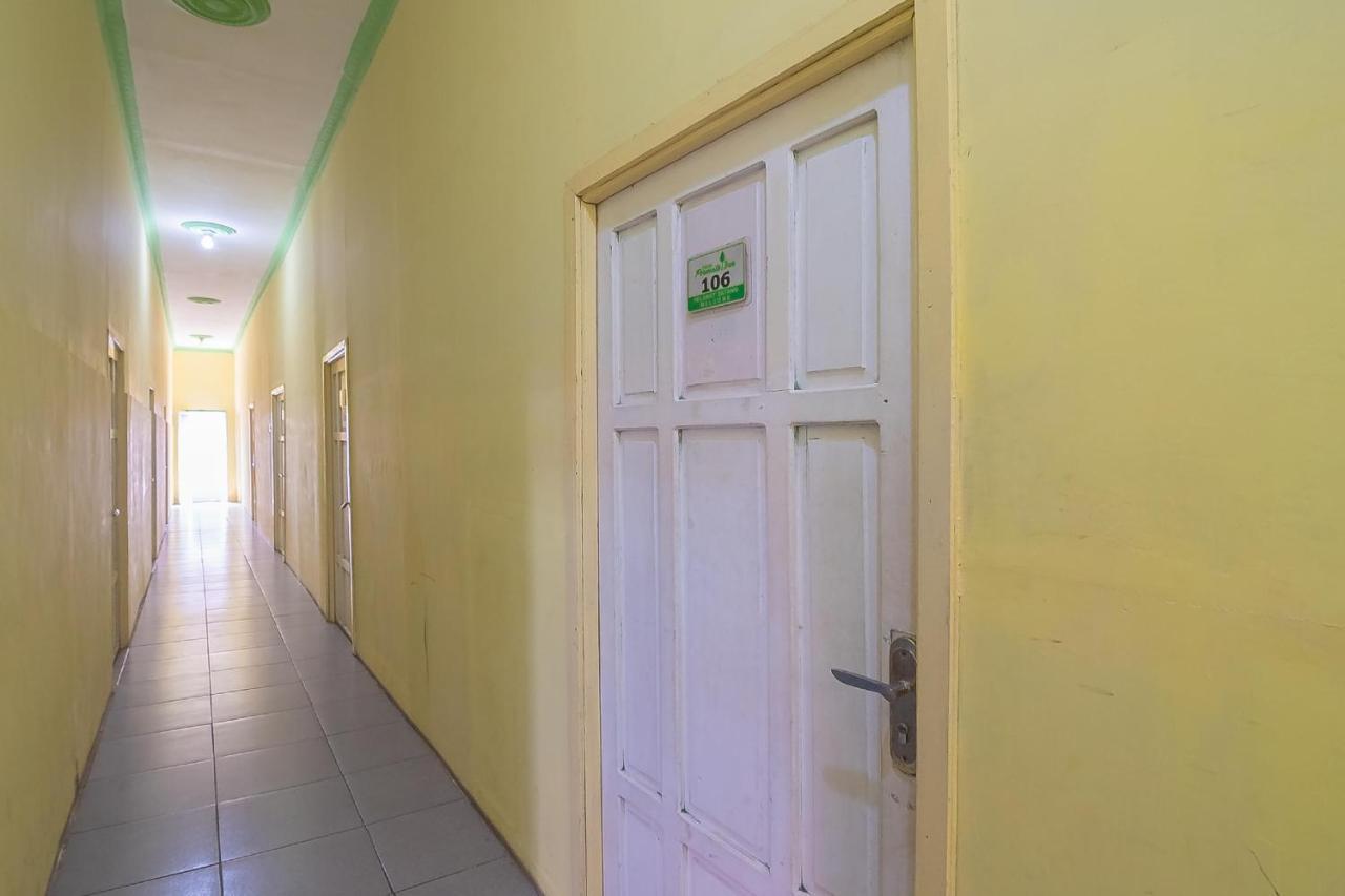 Reddoorz Syariah At Jalan Cilik Riwut Kapuas Hotel Kualakapuas ภายนอก รูปภาพ