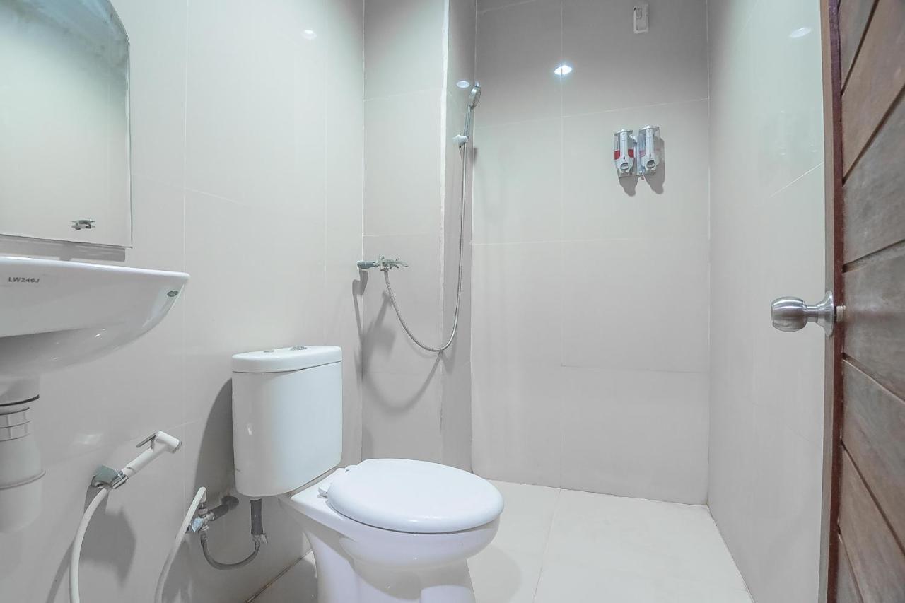 Reddoorz Syariah At Jalan Cilik Riwut Kapuas Hotel Kualakapuas ภายนอก รูปภาพ